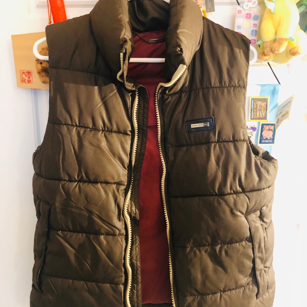 Guess by Marciano men’s puffer vest